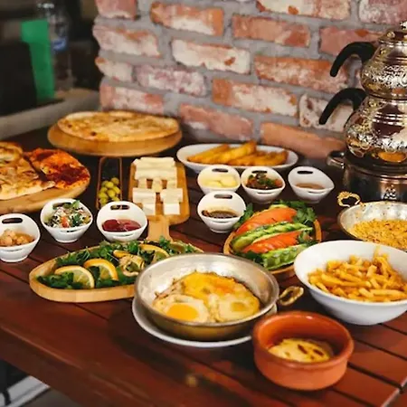 The Stone House 3* Edremit (Balikesir)