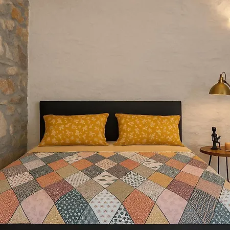 فندق مبيت وإفطار The Stone House