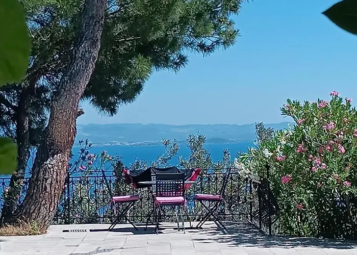 Frühstückspension The Stone House 3*